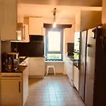 Maison De Famille Et D'ami-e-s Valady