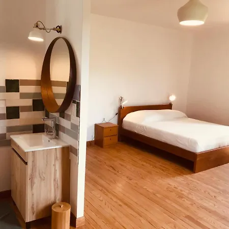 Maison De Famille Et D'ami-e-s *