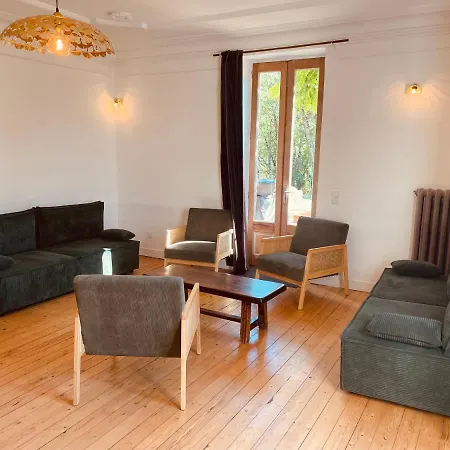 Maison De Famille Et D'ami-e-s Prázdninový dům Valady