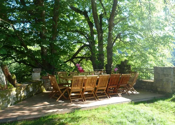 Maison De Famille Et D'ami-e-s 펜션 *