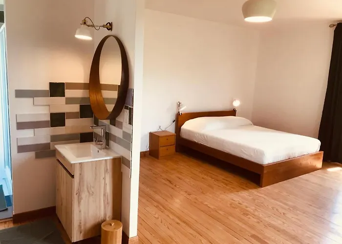 Maison De Famille Et D'ami-e-s *