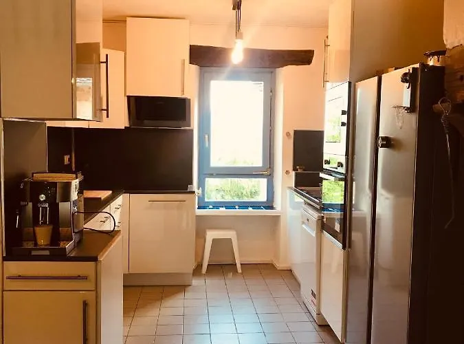 Maison De Famille Et D'ami-e-s Valady