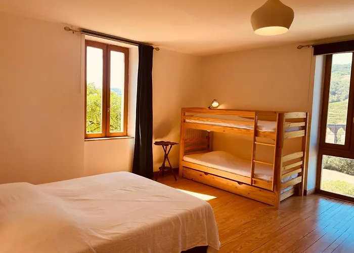 Maison De Famille Et D'ami-e-s * Valady