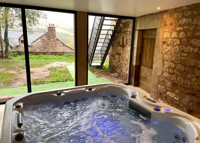 펜션 Maison De Famille Et D'ami-e-s *